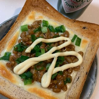 納豆ピザトースト